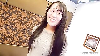 Massive Creampie [18-year-old F-cup Beauty With Big Breasts] A Deep, Intense Fuck That Gives A Glimpse Into The Growth Of This Innocent Girl Who Knew Nothing About The Past (50 Mins)